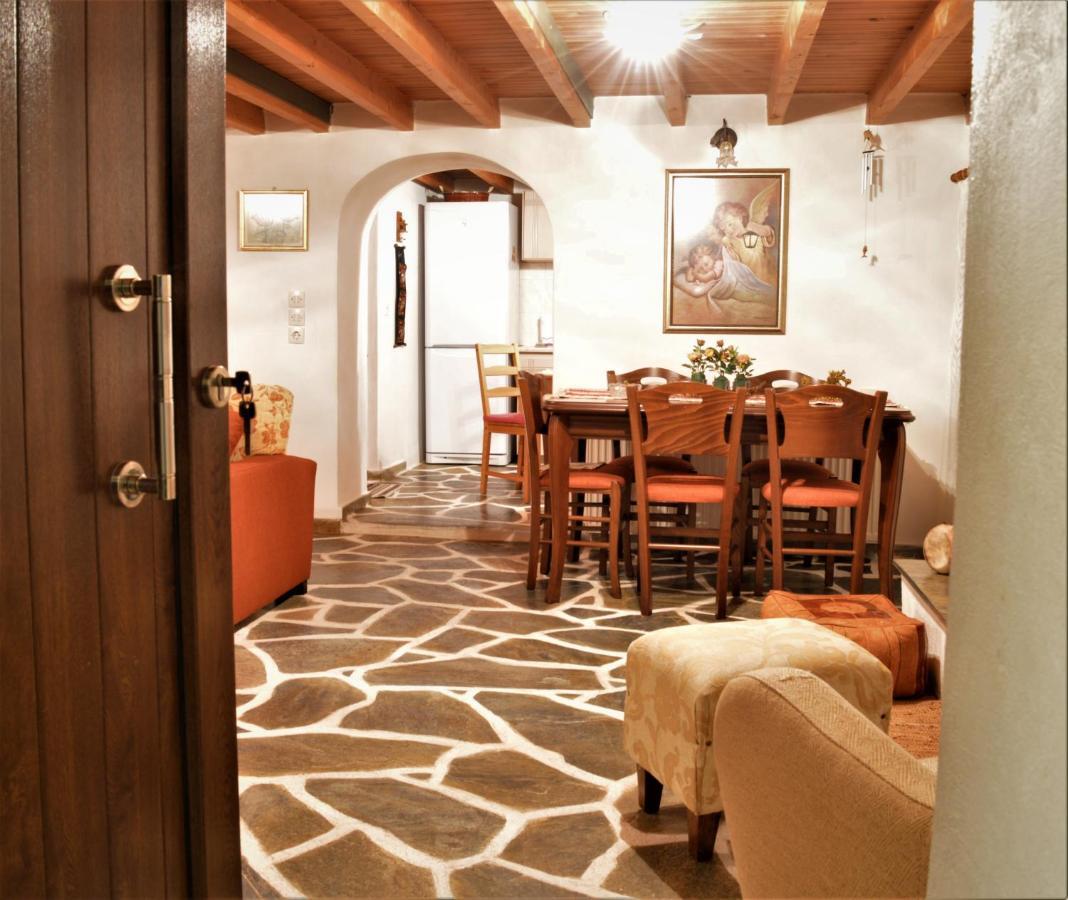 Cosy Lake House, Μια Ανάσα Πριν Τη Λίμνη Kalivia  Exterior photo
